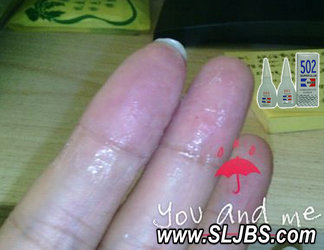手被502膠水沾上的去除方法 手被502膠水沾上的去除方法